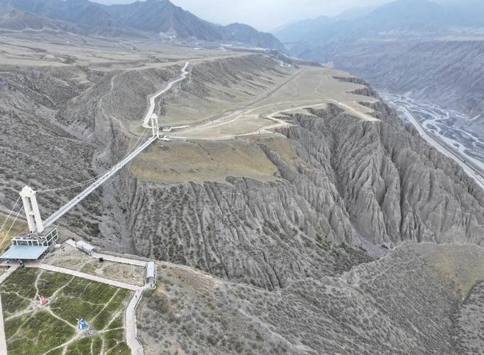 九点半9点半澳彩资料和独库公路恢复通车与独库公路恢复通车首日自驾体验